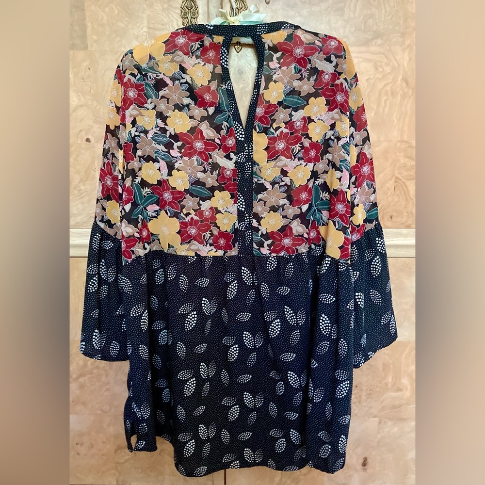 Suzanne Betro Tunic Boho Top Size XL - Picture 5 of 9
